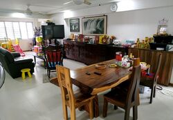 Blk 560 Choa Chu Kang North 6 (Choa Chu Kang), HDB Executive #530384091
